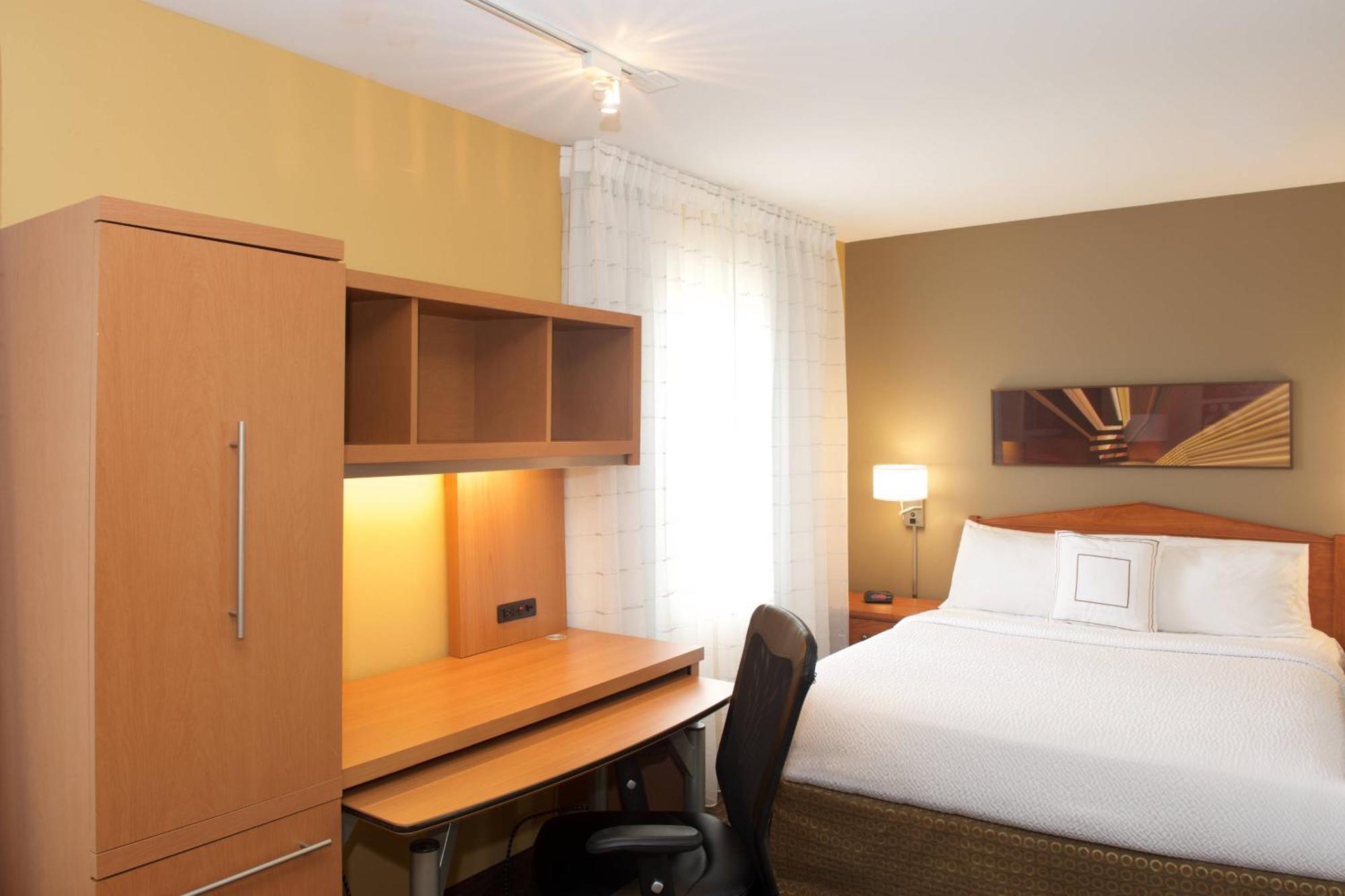 Towneplace Suites By Marriott Seattle Everett/Mukilteo Exterior photo